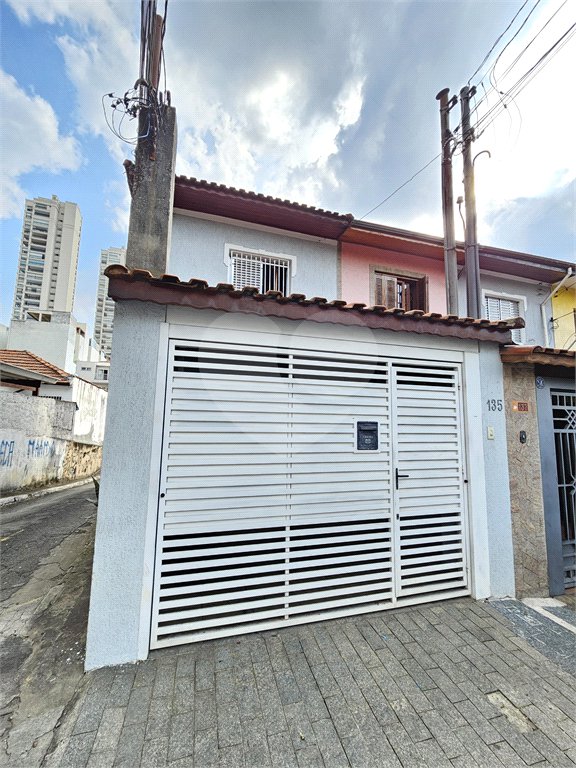 Casa à venda com 2 quartos, sendo 1 suíte, em Santa Teresinha, São Paulo, SP