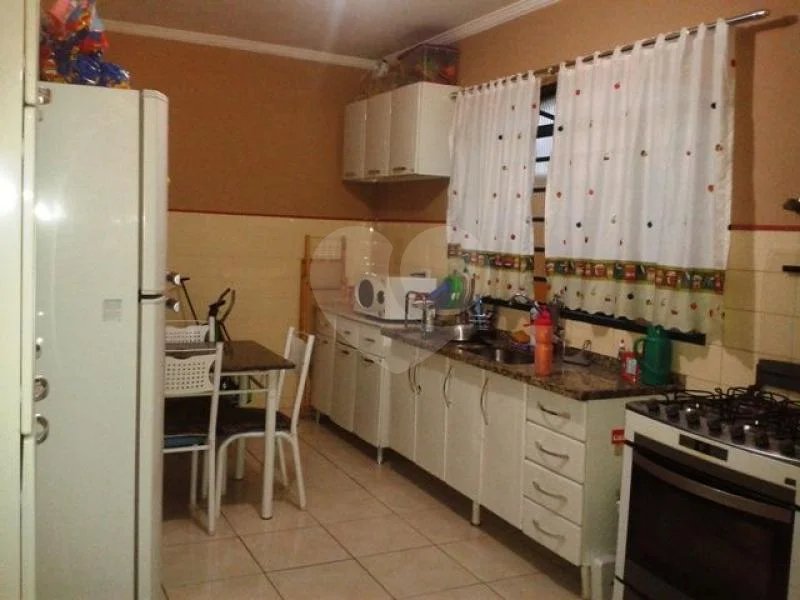 Sobrado à venda com 3 quartos, sendo 1 suíte, em Vila Gustavo, São Paulo, SP