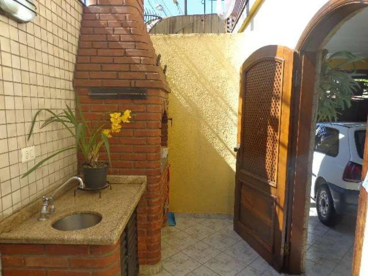 Sobrado à venda com 3 quartos, sendo 1 suíte, em Parque Ipê, São Paulo, SP