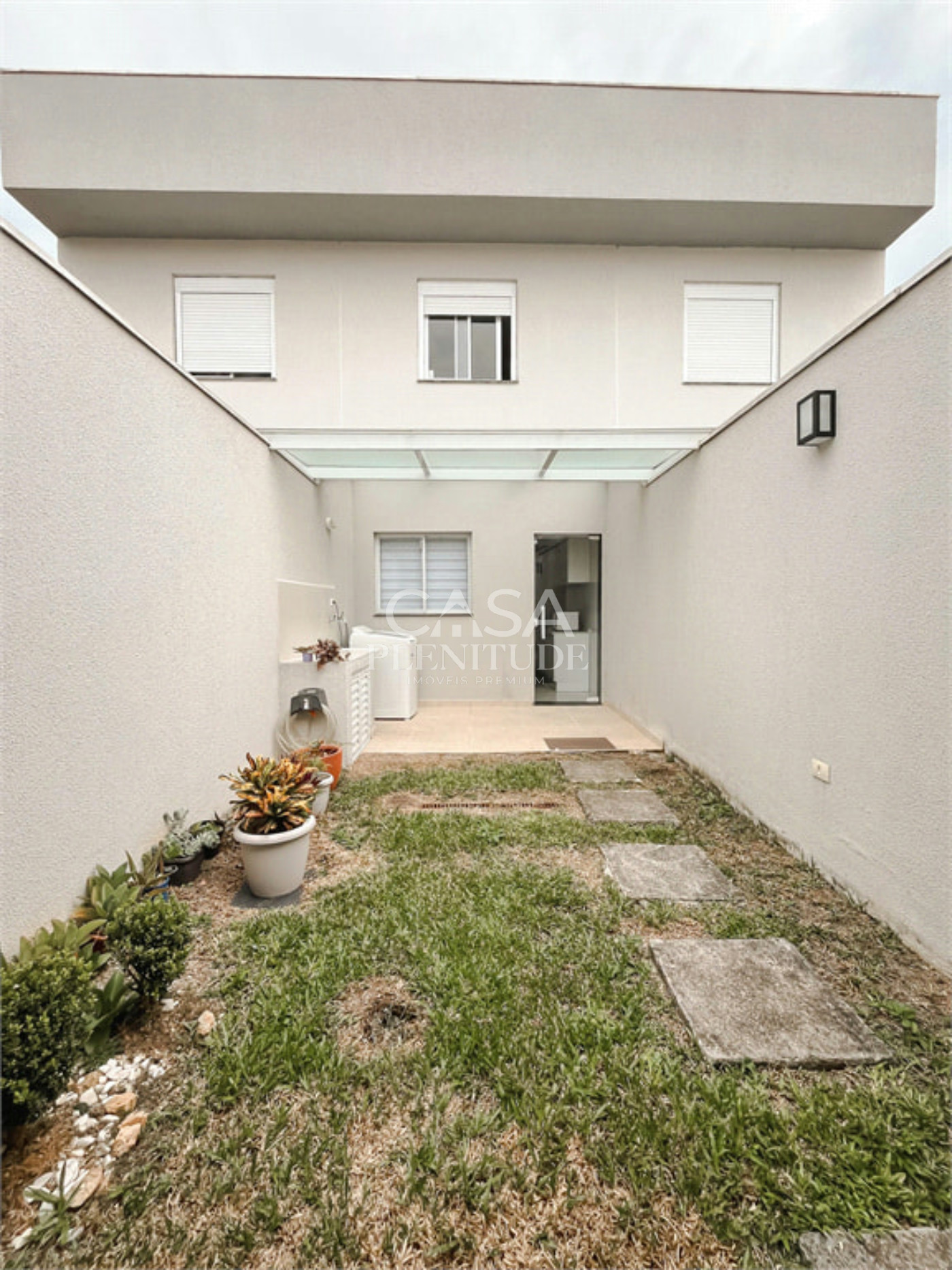 Sobrado à venda com 3 quartos, sendo 1 suíte, em Vila Arriete, São Paulo, SP