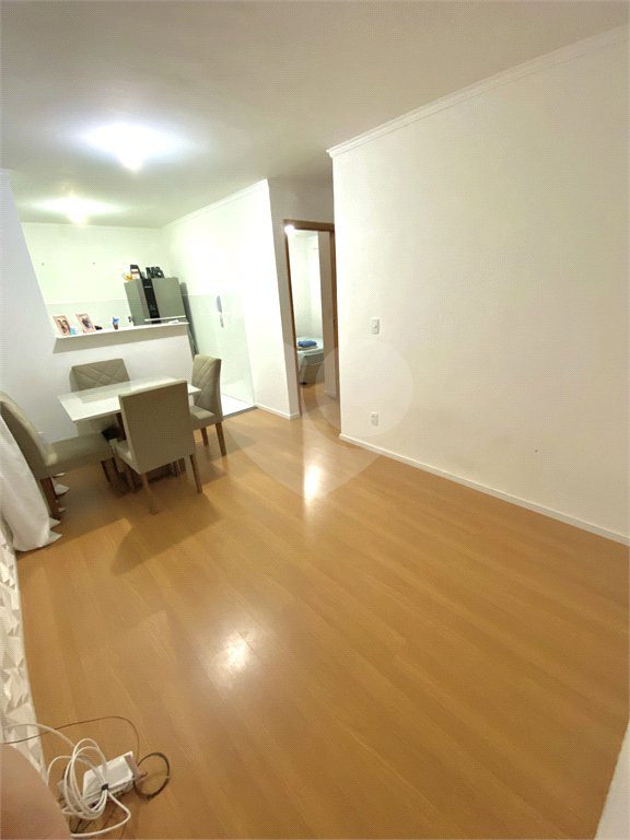 Apartamento à venda com 2 quartos em Parque Santa Rosa, Suzano, SP