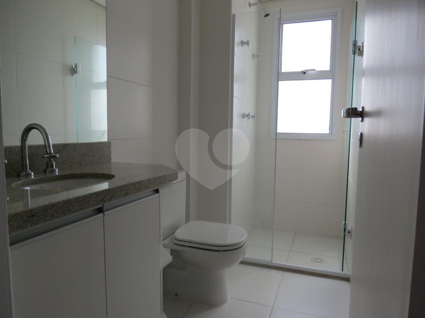 Apartamento à venda com 3 quartos, sendo 1 suíte, em Morumbi, São Paulo, SP