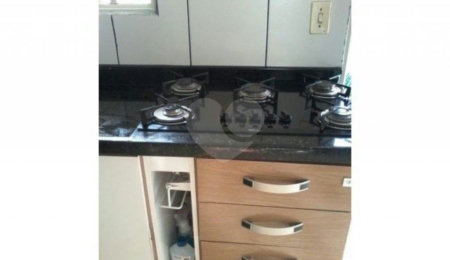Sobrado à venda com 2 quartos em Jardim Alto Alegre, São José do Rio Preto, SP
