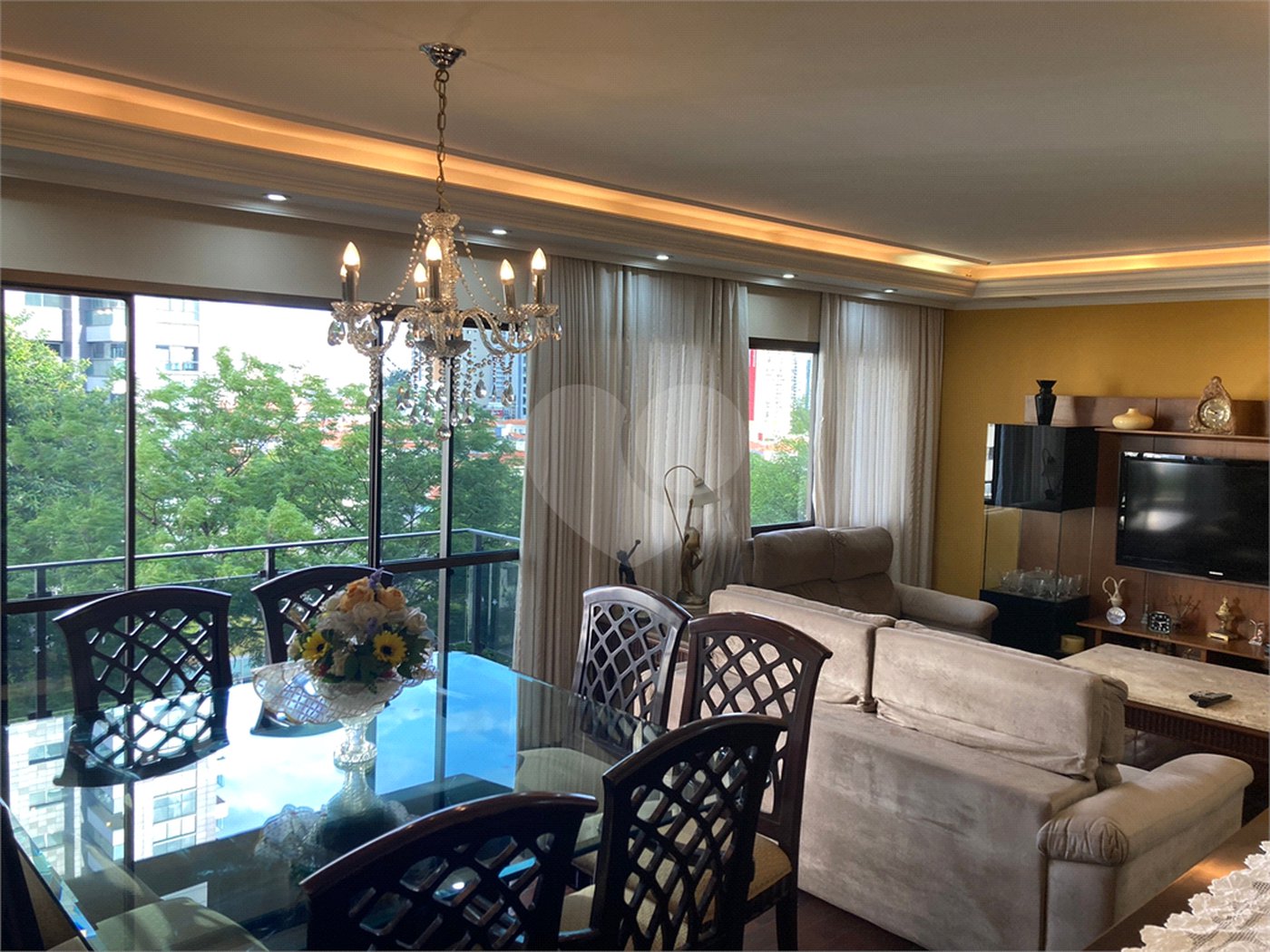 Apartamento à venda com 4 quartos, sendo 1 suíte, em Cidade Mãe do Céu, São Paulo, SP