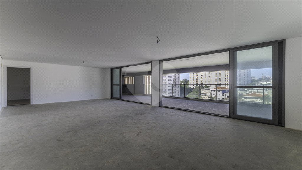 Apartamento à venda com 4 quartos, sendo 3 suítes, em Perdizes, São Paulo, SP