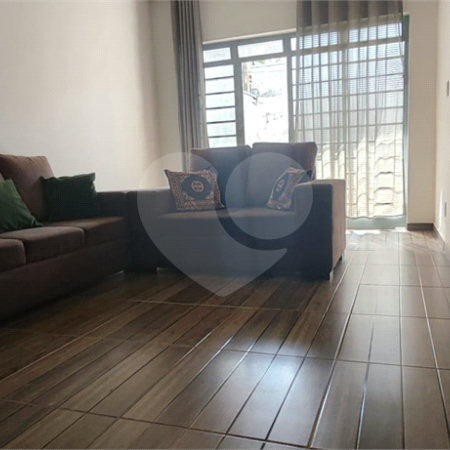Casa à venda com 4 quartos, sendo 1 suíte, em Jardim do Estádio, Itu, SP