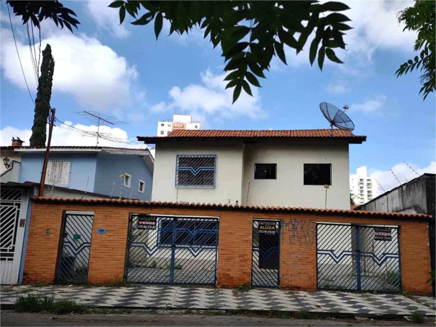 Sobrado à venda com 3 suítes em Jardim Vazani, São Paulo, SP