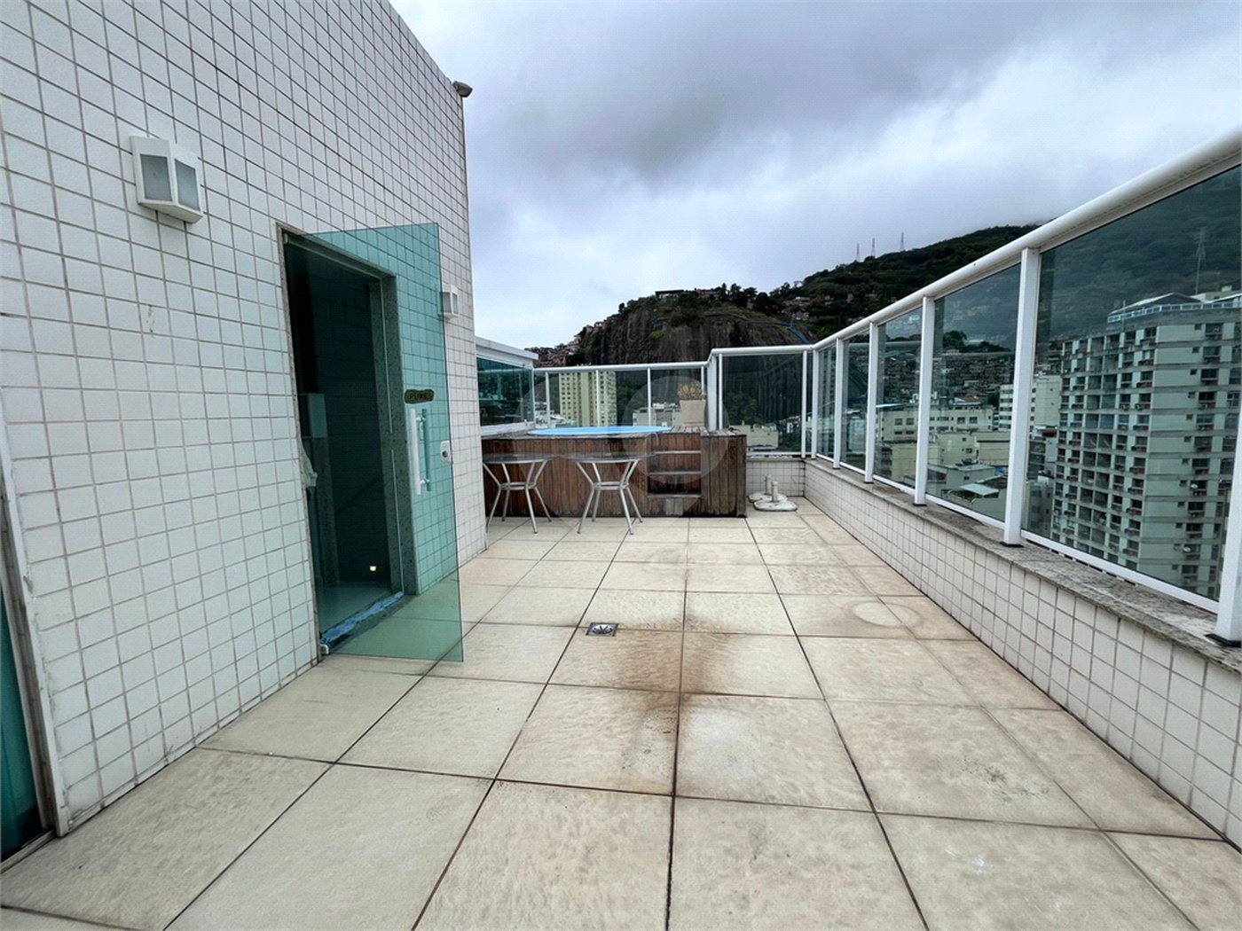 Cobertura à venda com 2 quartos, sendo 1 suíte, em Tijuca, Rio de Janeiro, RJ