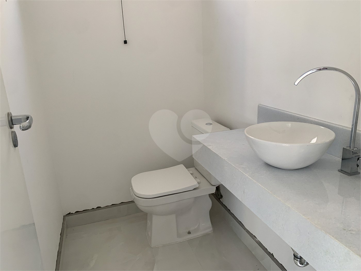 Casa à venda com 5 suítes no condomínio Alphaville Nova Esplanada 3, Votorantim - SP