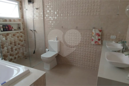Casa à venda com 3 suítes no condomínio Bella Cittá - Villaggio II, Mogi das Cruzes - SP