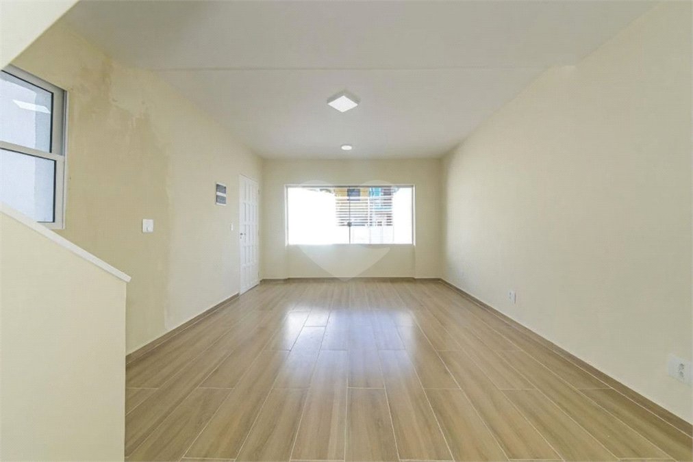Casa à venda com 2 quartos no condomínio Indiana, São Paulo - SP