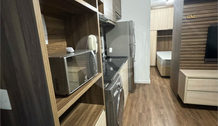 Apartamento à venda com 1 quarto em Santo Amaro, São Paulo, SP