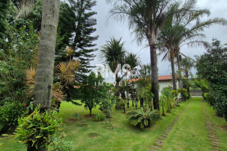 Casa à venda com 4 quartos, sendo 1 suíte,  em Villarejo Sopé da Serra (Vilarejo), Cabreúva, SP