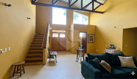 Casa à venda com 3 suítes em Vila Cordeiro, São Paulo, SP