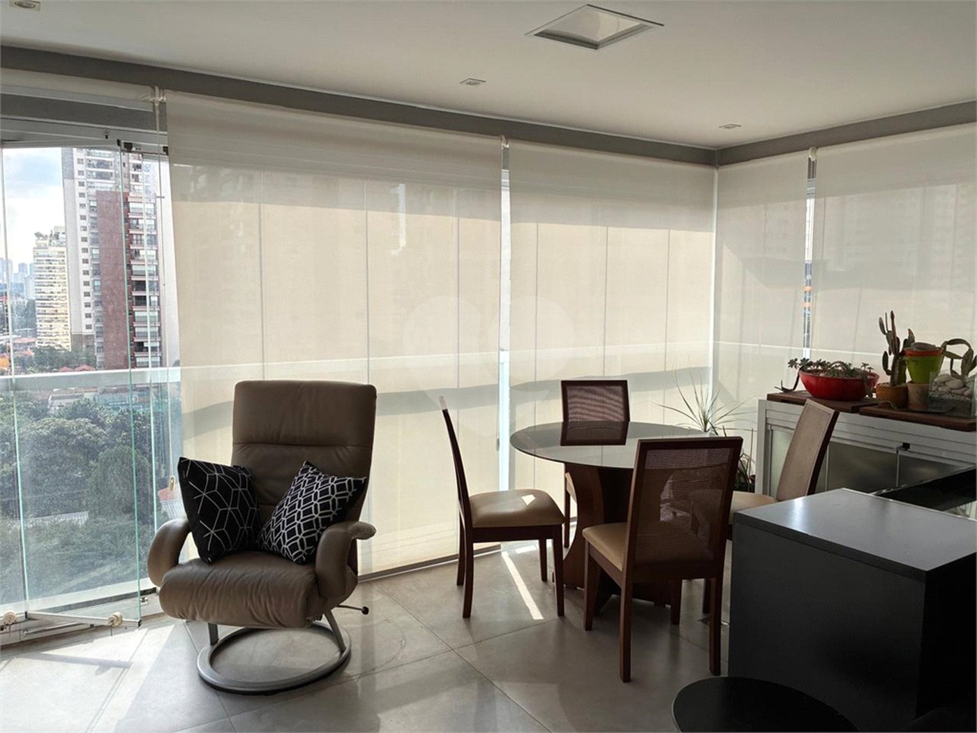 Apartamento à venda com 2 quartos, sendo 1 suíte, em Santa Teresinha, São Paulo, SP