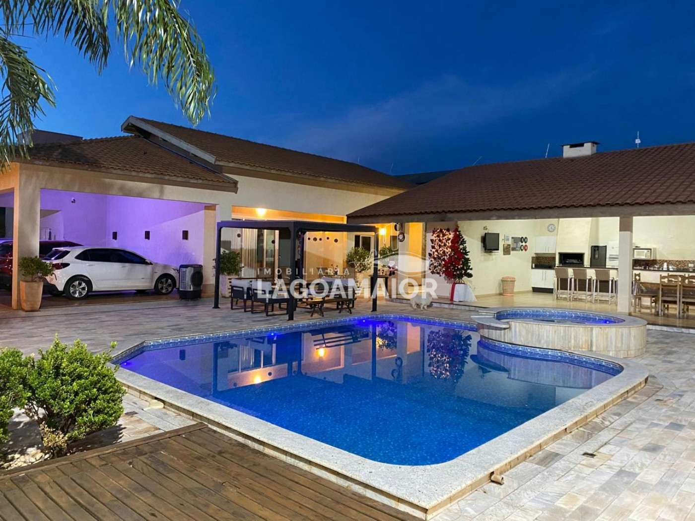 Casa à venda com 3 suítes em Jardim Novo Aeroporto, Três Lagoas, MS