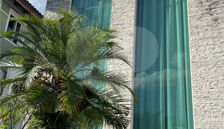 Casa à venda com 3 quartos, sendo 2 suítes, no condomínio Mirante do Horto, São Paulo - SP