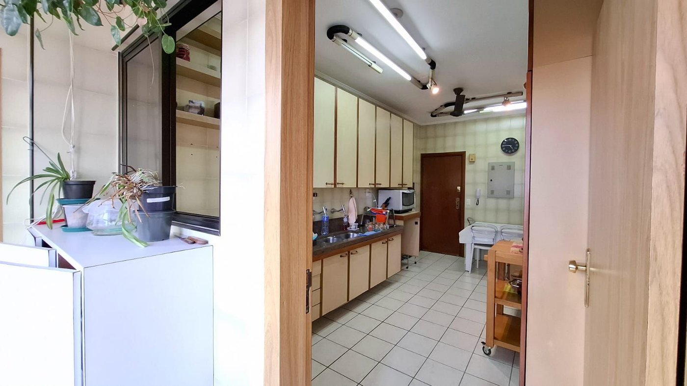Apartamento com 3 dormitórios à venda, 150 m² por R$ 1.070.000,00 - Gonzaga - Santos/SP