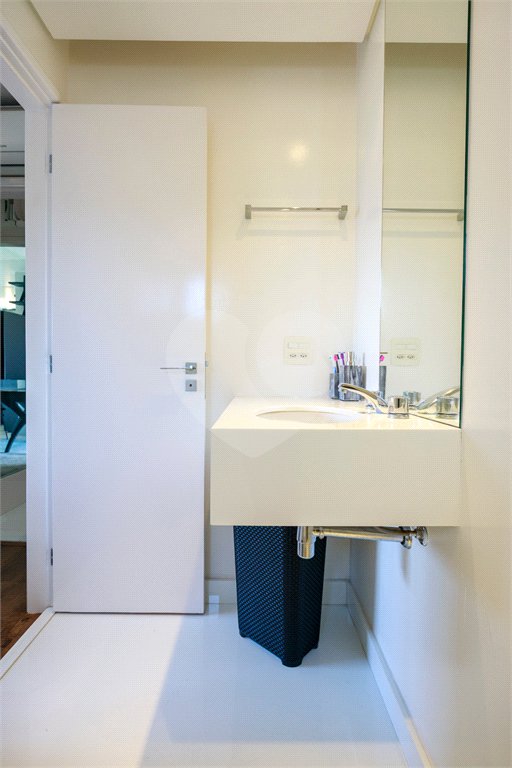 Apartamento à venda com 3 suítes em Cidade Monções, São Paulo, SP