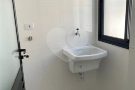 Sobrado à venda com 2 quartos em Santana, São Paulo, SP
