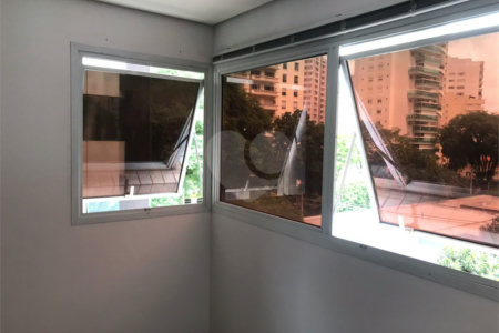 Sala comercial à venda no Paraíso