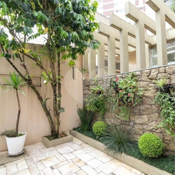 Apartamento à venda com 3 quartos, sendo 1 suíte,  em Mooca, São Paulo, SP
