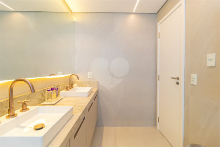 Apartamento à venda com 3 suítes em Chácara Santo Antônio (zona Sul), São Paulo, SP
