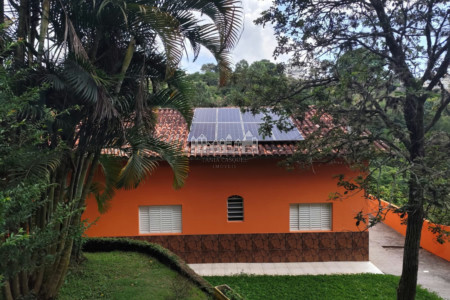 Chácara à venda com 3 quartos, sendo 1 suíte, em San Fernando Valley, Atibaia, SP