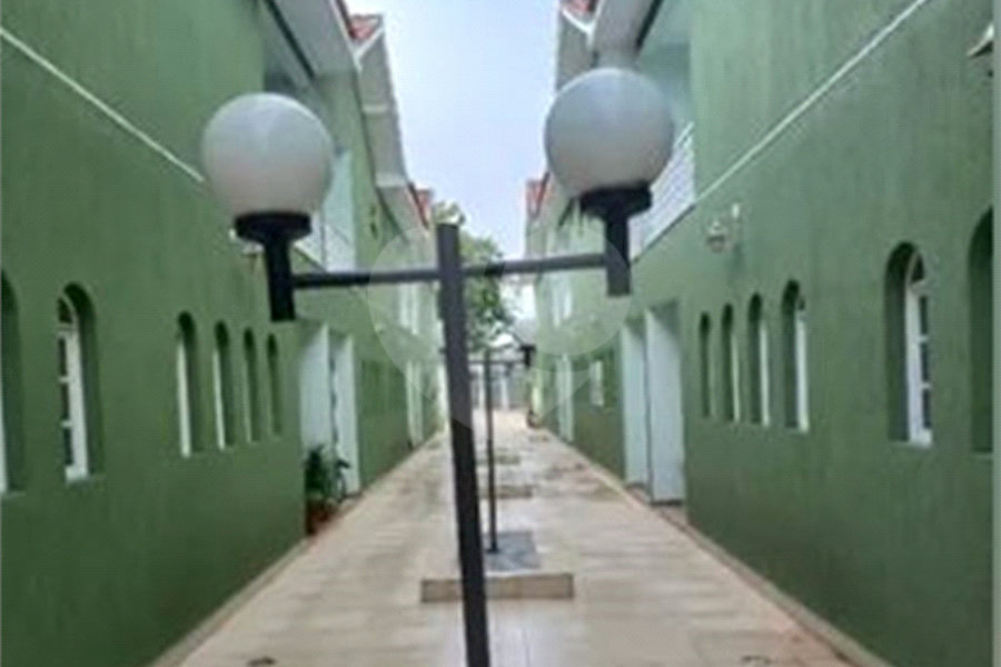 Casa à venda com 3 quartos, sendo 1 suíte, no condomínio São Marcos, São Paulo - SP