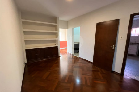 Casa à venda com 3 quartos, sendo 1 suíte, em Jardim Itália, Itapetininga, SP