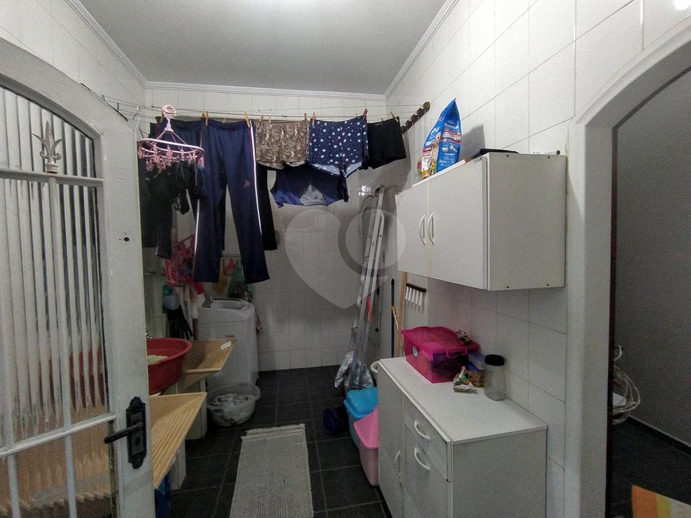 Sobrado à venda com 4 quartos, sendo 2 suítes, em Vila Paulicéia, São Paulo, SP