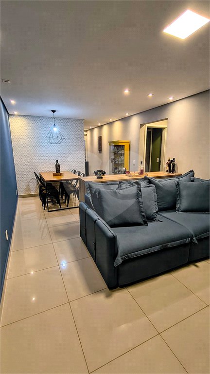 Apartamento à venda com 2 quartos, sendo 1 suíte,  em Jardim Nair Maria, Salto, SP