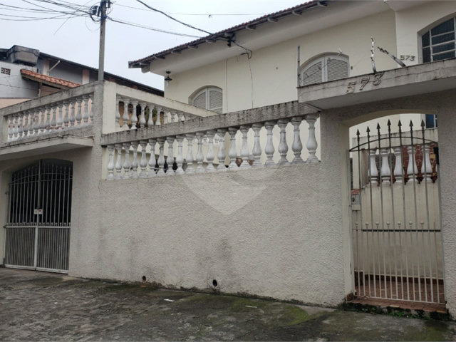Sobrado à venda com 3 quartos, sendo 1 suíte,  em Jardim Prudência, São Paulo, SP