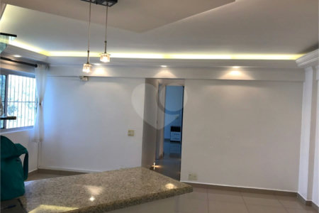 Apartamento à venda com 3 quartos em Jardim Olympia, São Paulo, SP