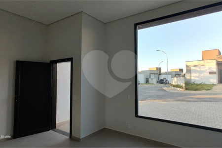 Casa à venda com 3 suítes no condomínio Reserva Ybyra, Atibaia - SP
