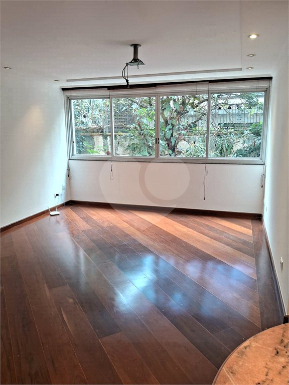 Apartamento à venda com 3 quartos, sendo 1 suíte, em Perdizes, São Paulo, SP