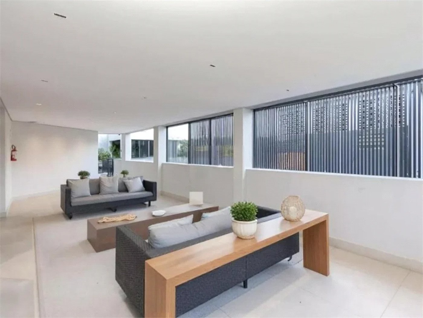 Apartamento à venda com 2 quartos, sendo 1 suíte,  em Vila Cordeiro, São Paulo, SP