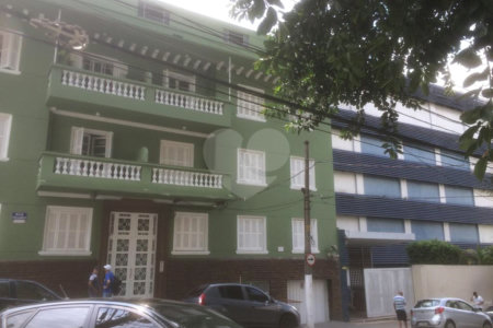Apto com 99m 3 dorm 1 suite 2 banheiros com 1 vaga de garagem