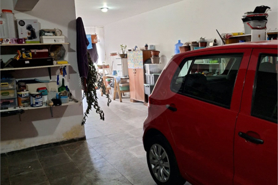 Sobrado à venda com 3 quartos, sendo 1 suíte, em Vila Irmãos Arnoni, São Paulo, SP