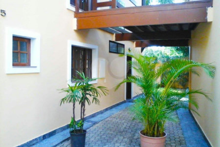Casa para alugar com 4 quartos, sendo 2 suítes, no condomínio Palm Garden, São Paulo - SP