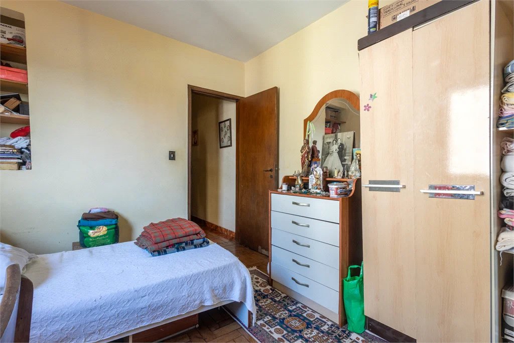 Sobrado à venda com 3 quartos em Vila Sônia, São Paulo, SP