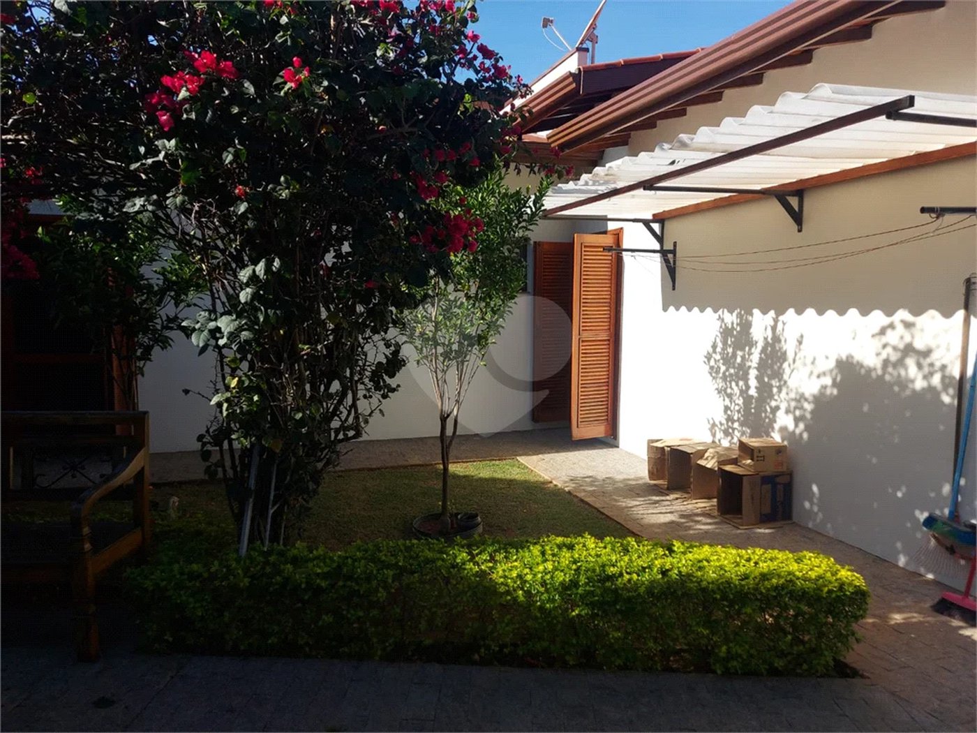 Casa à venda com 4 quartos, sendo 3 suítes, no Centro, Vinhedo, SP