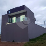 Sobrado à venda com 3 quartos, sendo 1 suíte,  em Residencial Jardim Nathália, Sorocaba, SP