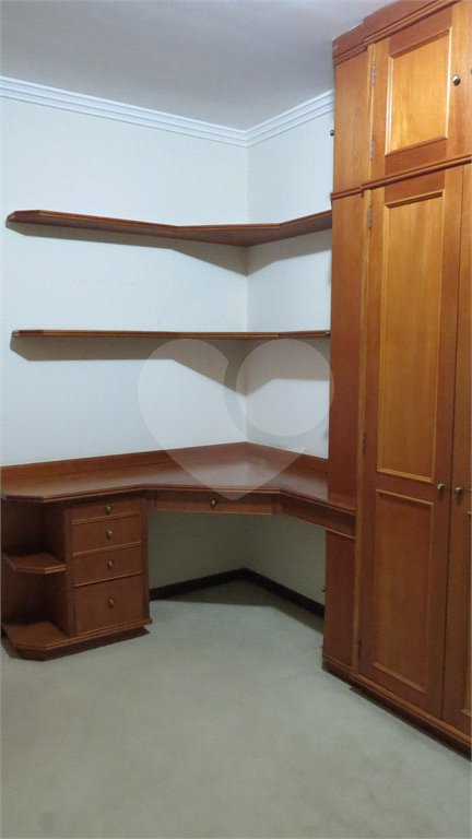 Apartamento à venda com 4 quartos, sendo 2 suítes,  em Cambuí, Campinas, SP