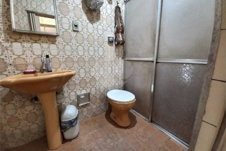 Terreno à venda com 2 quartos em Parque Peruche, São Paulo, SP
