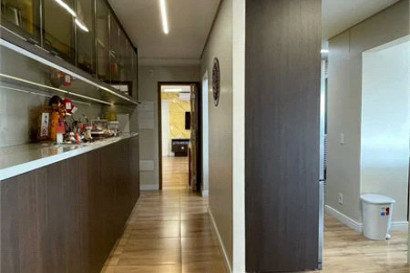 Apartamento à venda com 4 quartos, sendo 2 suítes,  em Pinheiros, São Paulo, SP
