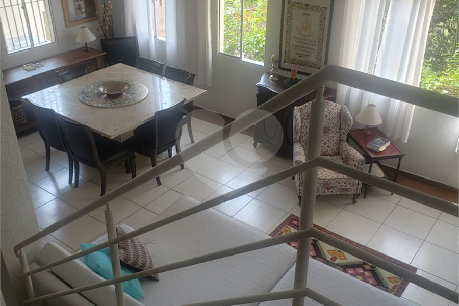 Sobrado à venda com 3 quartos, sendo 1 suíte, em Tremembé, São Paulo, SP