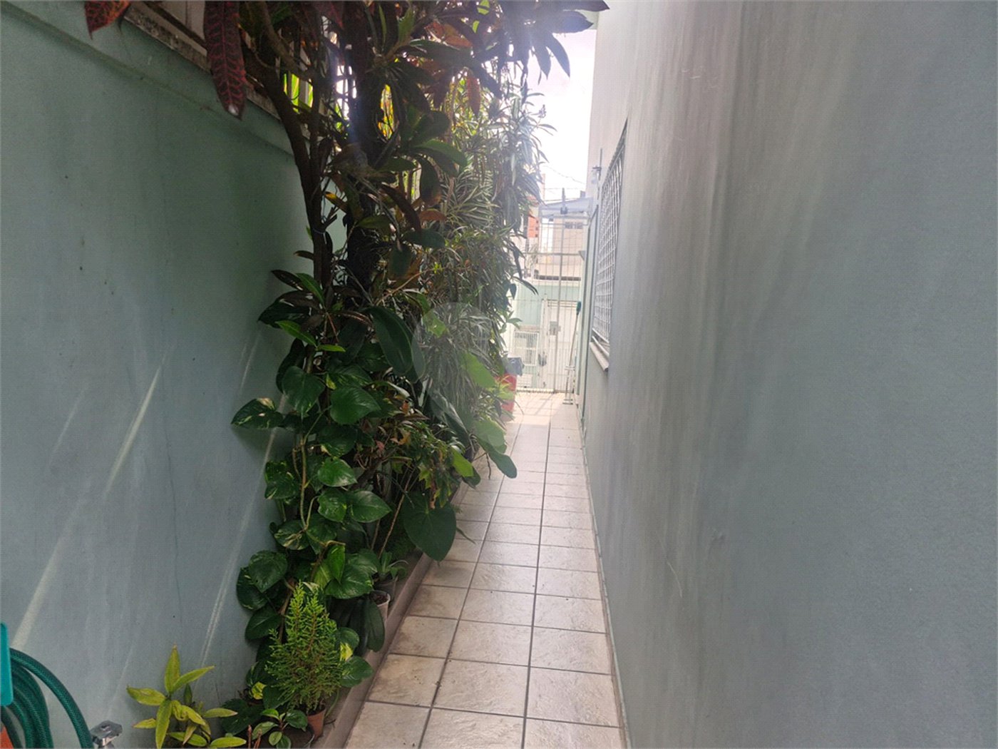 Casa à venda com 4 quartos, sendo 1 suíte, em Brooklin, São Paulo, SP