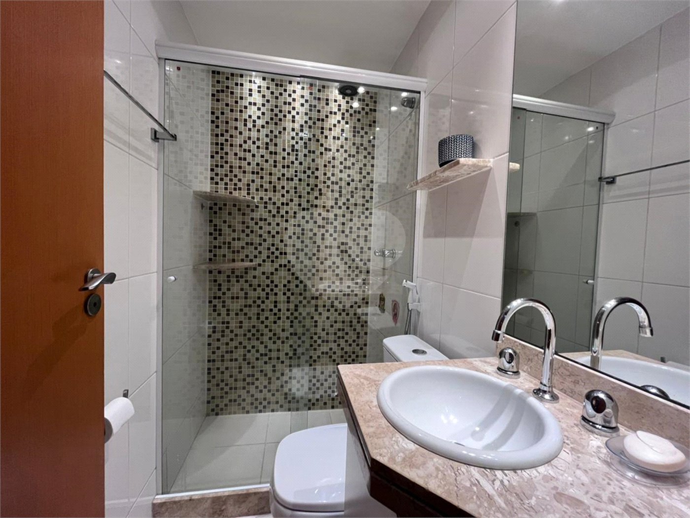 Cobertura à venda com 2 quartos, sendo 1 suíte, em Tijuca, Rio de Janeiro, RJ
