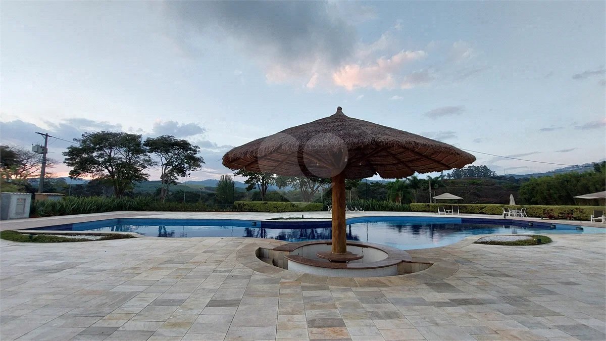 CASA ALTO PADRÃO | 5 SUÍTES | CONDOMÍNIO CLUBE – ATIBAIA